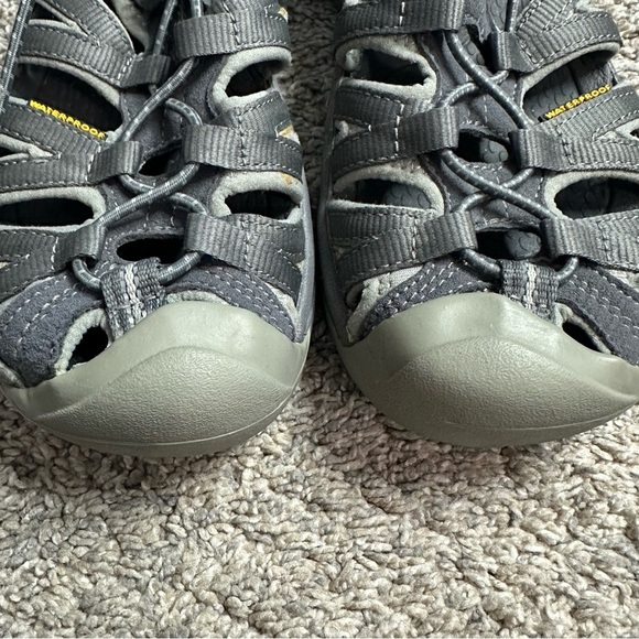 Keen Trail Hiking Sandals 6.5 Adjustable Gray waterproof outdoor lightweight - Picture 2 of 9